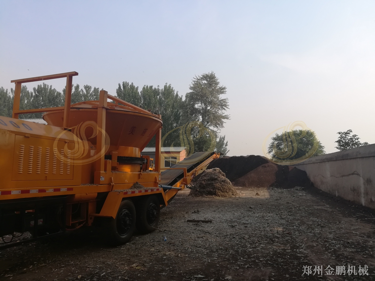 郑州金鹏树墩破碎机配置要点与大尺寸根冠重载预粉碎处理流程